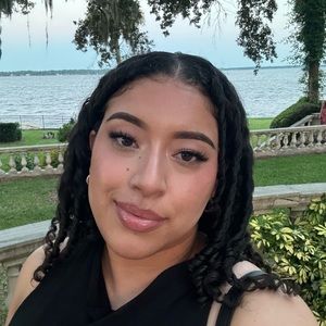 Meet your Posher, Kimberly